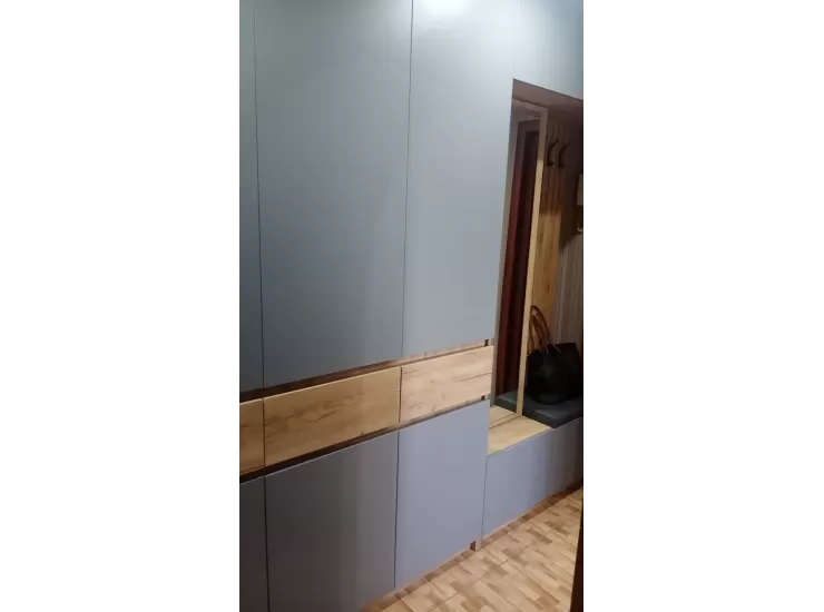 Прихожая Бостон №2 дуб крафт золотой / серый шифер Прихожая Бостон №2 дуб крафт золотой / серый шифер